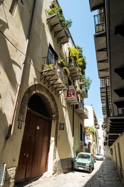 B&B Addauru Palermo Bagian luar foto